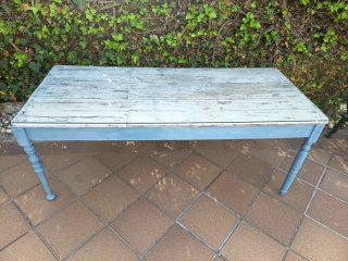 Mesa de Madera Maciza Restaurada con Cristal