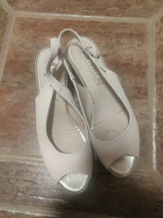 Zapatos de tacón Pitillos beige
