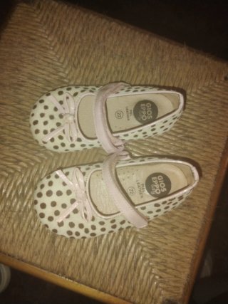 Zapatos Bebés talla 22 -7 euros cada par