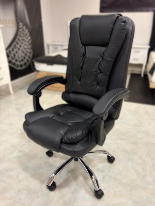 Silla Oficina Ejecutiva + Reposapiés