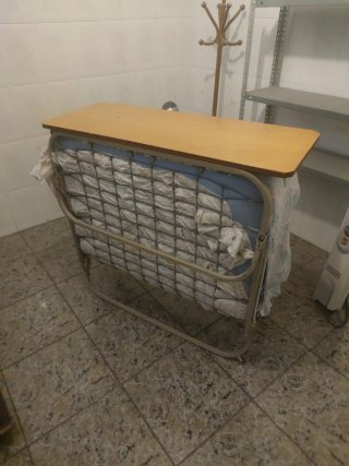 Cama Plegable Madera y Metal 90