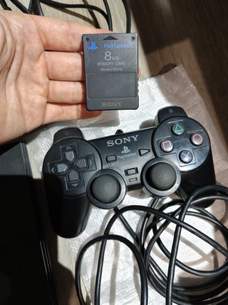 PlayStation 2 + 8 juegos