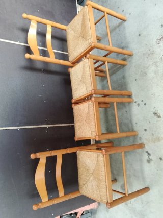 Conjunto de 2 sillas y 2 taburetes de cocina