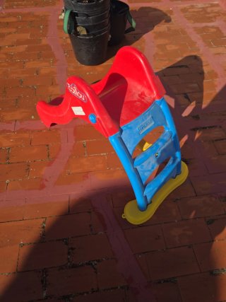 Tobogán Infantil Caillou