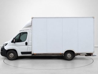 Peugeot Boxer Furgon BlueHDi 140 S&S 335 L3H2 103 kW (140 CV)
