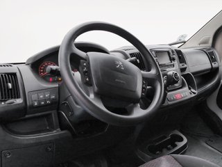 Peugeot Boxer Furgon BlueHDi 140 S&S 335 L3H2 103 kW (140 CV)