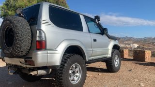 Toyota Land Cruiser 90 2001