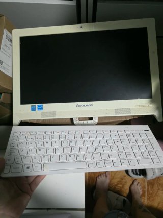 Ordenador Lenovo Blanco