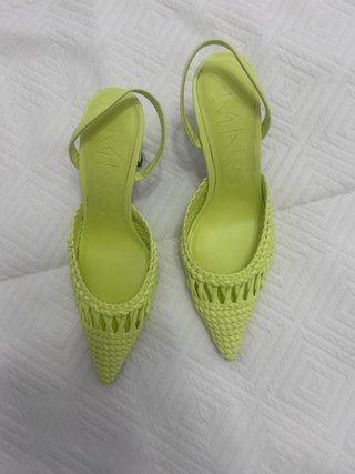 Zapatos de tacón Mango verde pistacho