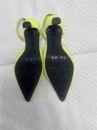 Zapatos de tacón Mango verde pistacho