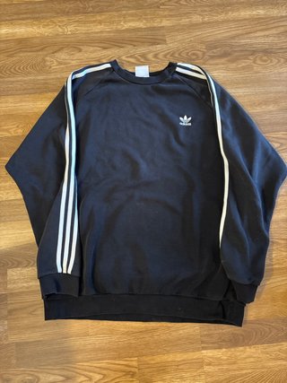 Sudadera adidas negra