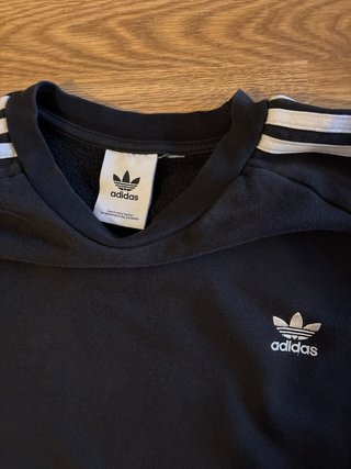 Sudadera adidas negra