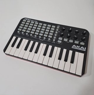 Controlador MIDI Akai APC Key 25