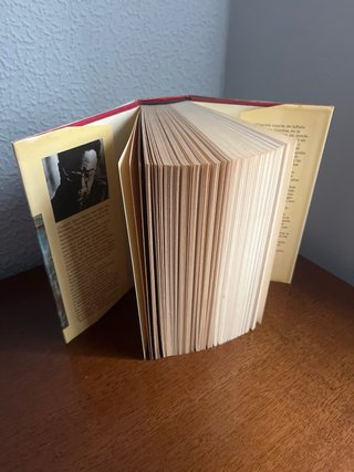 Raíces / Alex Haley