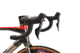 Bicicleta BMC Roadmachine 01 Di2 12V t.52 Reacondicionada