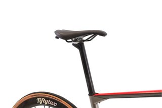 Bicicleta BMC Roadmachine 01 Di2 12V t.52 Reacondicionada
