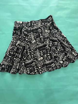 Falda estampada tribal