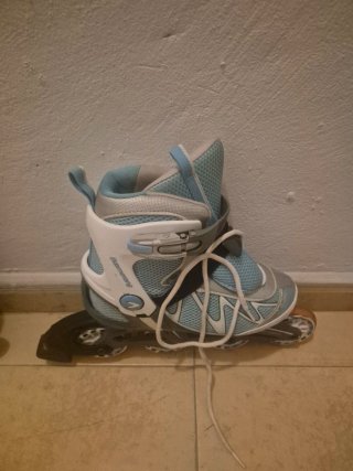 Patines en línea 4 ruedas con bolsa azul y blanco