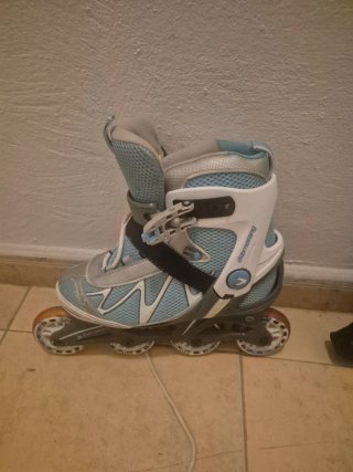 Patines en línea 4 ruedas con bolsa azul y blanco