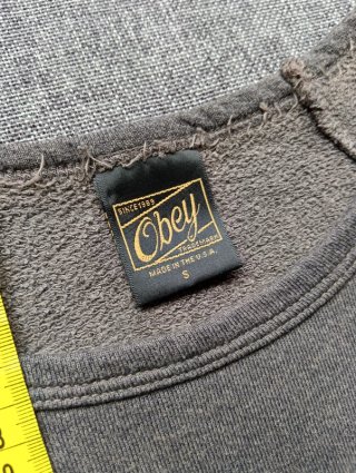 Sudadera original de la marca OBEY