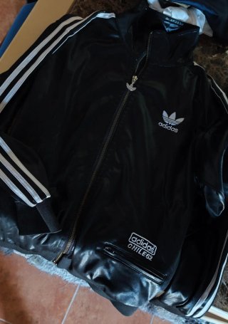 Chaqueta Adidas Chile 62 Negra