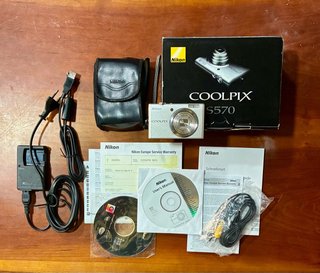Nikon Coolpix S570