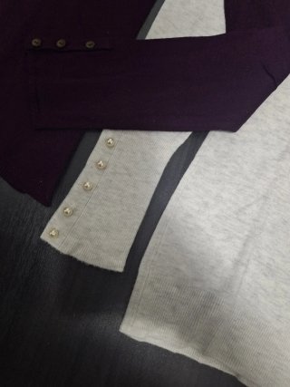 Lote 2 jerseys cuello alto talla S