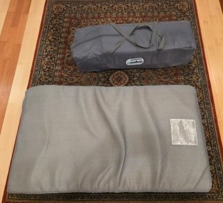 Cuna de viaje con colchón