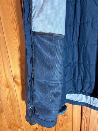 Chaqueta hombre Mountain Pro Negra y Azul