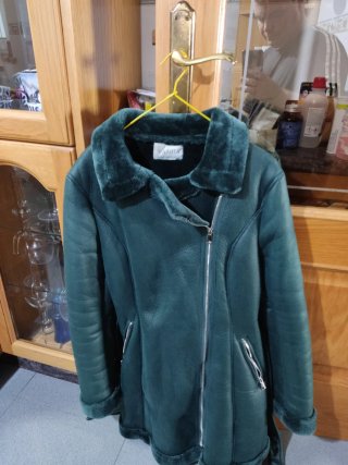 Cazadora de invierno Vamila verde