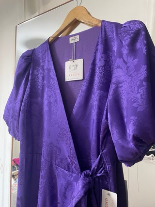 Vestido Envolvente Morado