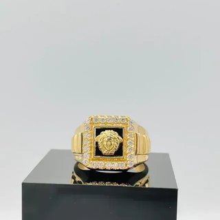 Anillo Sello Medusa Cuadrado Oro 18K