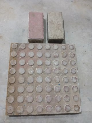 Adoquines y Baldosas con círculos