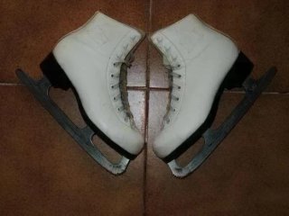 Pattini per ghiaccio artistico taglia 34