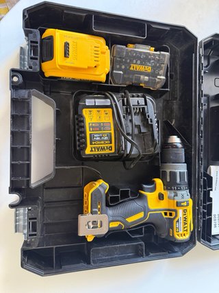 Taladro DeWalt DCD796NT 18V XR