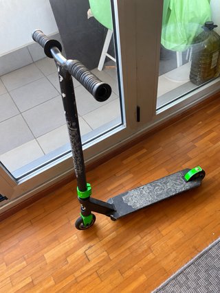 Patinete Freestyle Negro y Verde