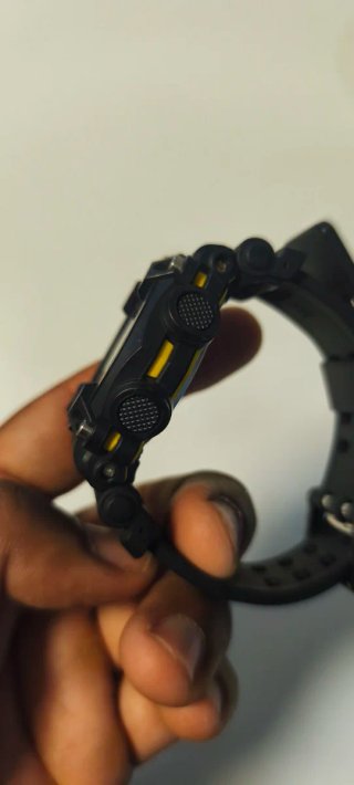 Reloj G-Shock Negro/amarillo