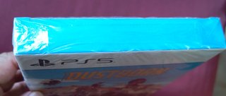 Dustborn Deluxe Edition PS5 Nuovo