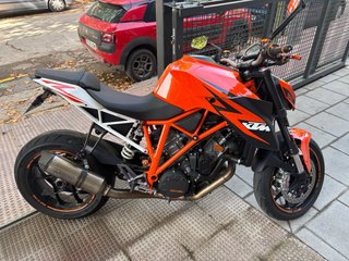 KTM 1290 Super Duke Naranja 2016