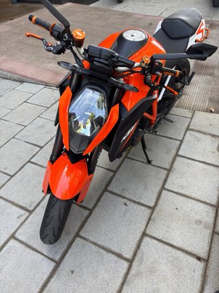 KTM 1290 Super Duke Naranja 2016