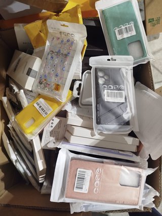 Lote 50 Fundas y Protectores Móvil/Tablet