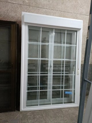 Ventana Fija 1.50x2.15 con Persiana