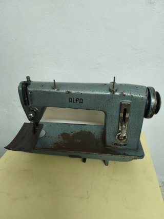 Máquina de Coser Industrial Alfa 127-300