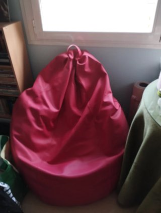 Puff Rojo de Piel Sintética