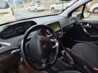 Peugeot 208 2018