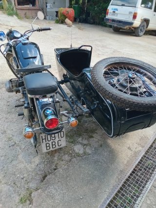 Moto con Sidecar