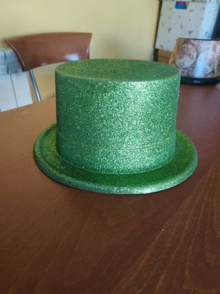 Sombrero verde brillante