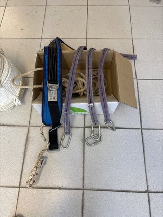 Arnés, eslingas y cuerdas de seguridad