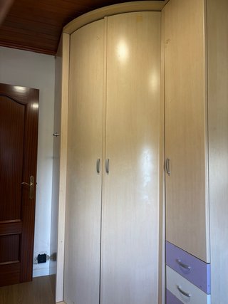 Guardaroba ad Angolo Doppio in Legno Beige/Viola