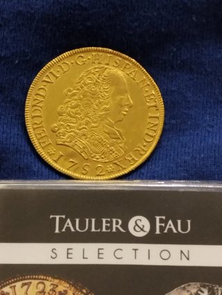 Moneda oro 8 Escudos Fernando VI 1752